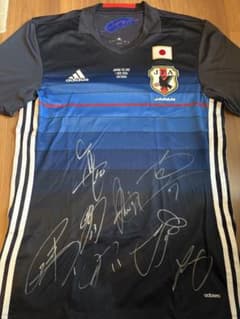 直筆サイン入り】日本代表レプリカユニフォーム 2016年 - メルカリ