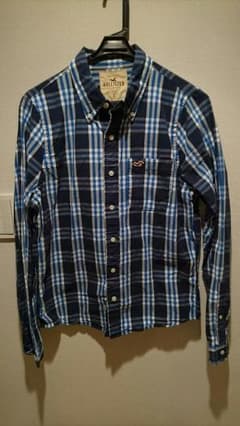 HOLLISTERのチェックシャツのサムネイル