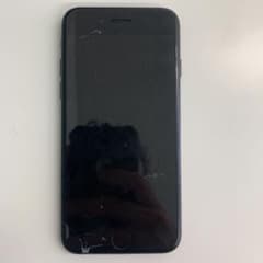 iPhone 7 32gb  auのサムネイル