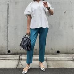 STUNNING LURE 水色パンツのサムネイル