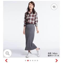新品タグ付 UNIQLO ユニクロ メリノブレンドリブスカート ネイビーのサムネイル