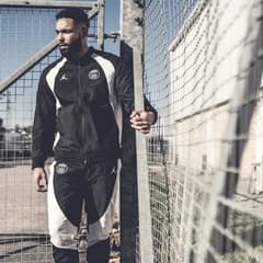 パリ・サンジェルマン×AJ1ジョーダン　ナイロンジャケットのサムネイル