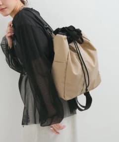 新品タグ付き》LE CERCLE par ropé 巾着型リュック - メルカリ