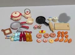 シルバニア　キッチングリルセット　食べ物