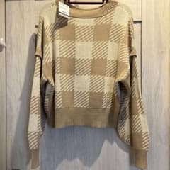 【本日のみ限定値下げ】新品　ベージュ　ニットのサムネイル