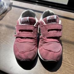 New Balance ピンク スニーカー 14.5cmのサムネイル