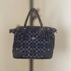 COACH ネイビー ロゴハンドバッグのサムネイル
