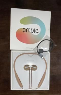 ambie ワイヤレス　イヤーカフイヤホン　Toypu Brownのサムネイル