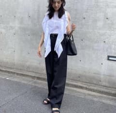 申真衣さん愛用ブラウス JW Anderson - メルカリ