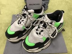 BALENCIAGA TRIPLE S(最終値下げ)のサムネイル