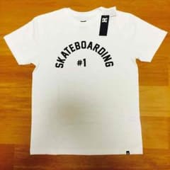 新品 DC Shoe Tシャツのサムネイル