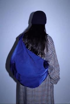 【大幅値下げ】OUAT OFFICE BAG MIDNIGHT バッグ　完売のサムネイル