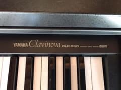 YAMAHA 電子ピアノ　 Clavinova CLP-550 初めてのピアノのサムネイル