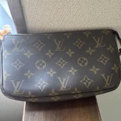 LOUIS VUITTON モノグラム ポシェット アクセソワールのサムネイル
