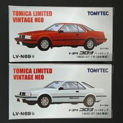 トミカリミテッドヴィンテージNEO トヨタ コロナハードトップ2台セット トミカリミテッドヴィンテージNEO トヨタ コロナハードトップ2台セット