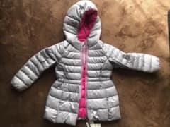 【もこ様専用】UNIQLO キッズ ダウンコート 110 シルバー/ピンクのサムネイル