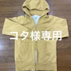 パーカーのサムネイル