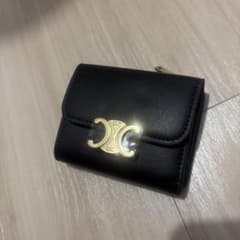 CELINE財布のサムネイル