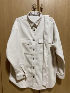 GU（ジーユー）トップスのサムネイル