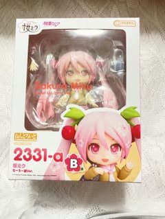 初音ミク  桜ミク 1番くじB賞のサムネイル