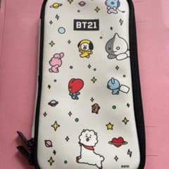 BTS公式筆箱 専用のサムネイル