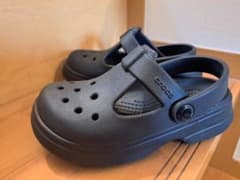 Crocs 厚底 サンダル ブラック　18cm　C11のサムネイル