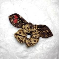 LOUIS VUITTON ルイヴィトン シュシュ リボン付き チェリー柄 - メルカリ