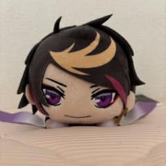 闇ノシュウ 寝そべりぬいぐるみのサムネイル