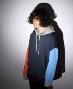 HARE champion パーカーのサムネイル