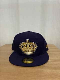 王冠刺繍 ネイビーキャップ New Era NHLのサムネイル