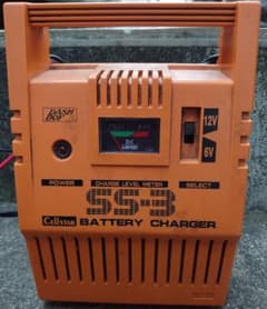 セルスター　バッテリーチャージャー　SS-3　6V 12V バイク　充電器のサムネイル
