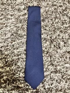 美品 LUIGI BORRELLI ルイジ ボレッリ ソリッドタイ ネイビー - メルカリ