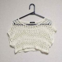 かぎ編み トップスのサムネイル