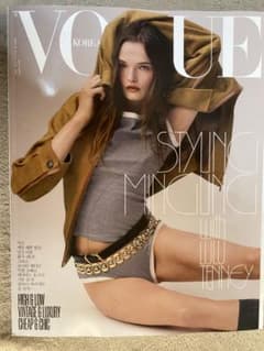 Vogue Korea 2025年5月号のサムネイル