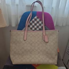 COACH ベージュ ピンク トートバッグのサムネイル