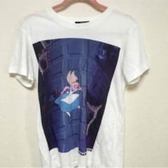 ズッカ zucca アリスTシャツのサムネイル