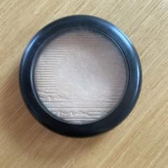 MAC DOUBLE-GLEAM ハイライトパウダー 9gのサムネイル