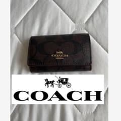 COACH キーケースのサムネイル