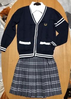 卒業式の子供服三点セットです！のサムネイル