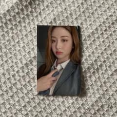 LE SSERAFIM YUNJIN ラキドロのサムネイル