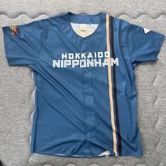 北海道日本ハムファイターズ シャウエッセン ユニフォームのサムネイル