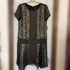 ANNA SUI 黒と金の花柄ワンピース ANNA SUI 黒と金の花柄ワンピース - メルカリ
