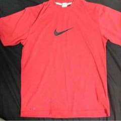 NIKE Tシャツ 赤のサムネイル