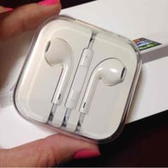 iPhone5 イヤホンのサムネイル