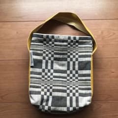 ヨハンナグリクセン　テトラ　トートバッグのサムネイル