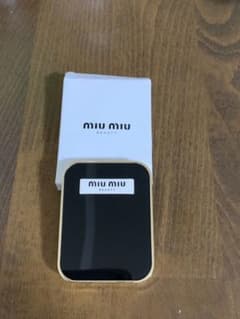 miu miu ミュウミュウ ポケットミラー 携帯用鏡のサムネイル