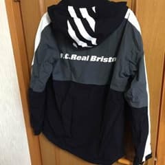 【よしお様専用】FCRB WARM UP JACKETのサムネイル