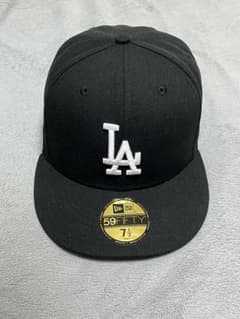 NEW ERA 59FIFTY LAロゴ ブラック×ホワイト 7 1/2のサムネイル