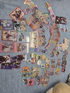 推し活引退品（ホロライブと多少のブルアカ）（サインカード有り）のサムネイル