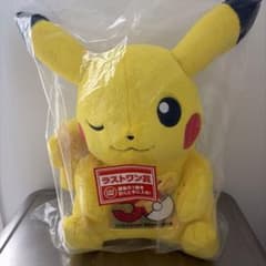 ポケモン 一番くじ 30周年 ラストワン賞 ピカチュウぬいぐるみ - メルカリ